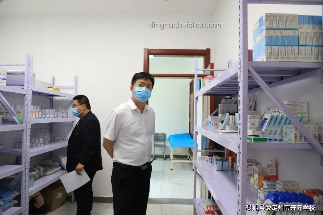 违停车阻碍救援引众怒：城市停车管理与应急响应反思